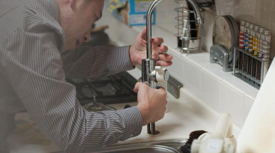 Professional expert plumbing services in Elizabeth, IL